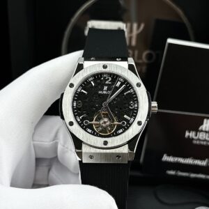 Đồng hồ Hublot Classic Fusion nam màu đen Fake cao cấp 42mm (2)