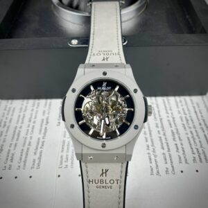 Đồng hồ Hublot Skeleton nam máy lộ cơ Fake cao cấp 42mm