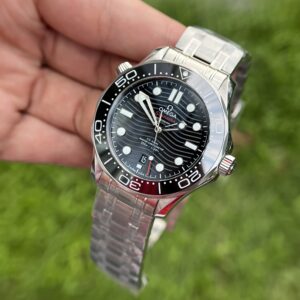 Đồng Hồ Omega Seamaster nam mặt đen Rep 11 VS Factory 42mm (6)