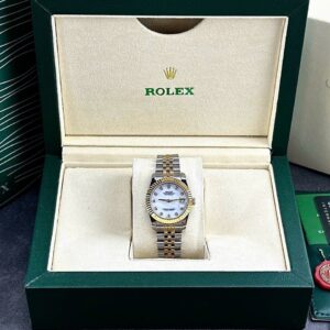 Đồng hồ Rolex DateJust nữ mặt khảm trai Fake giá rẻ 31mm (6)