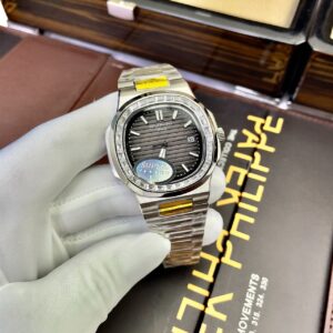 Đồng hồ Fake giá rẻ Patek Philippe Nautilus 5711 nam mặt xám 40mm (2)