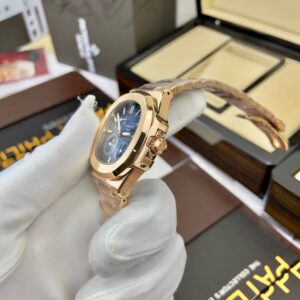 Đồng hồ Patek Philippe Nautilus 5712 Rose Gold Dial Blue Fake 11 40mm (2)