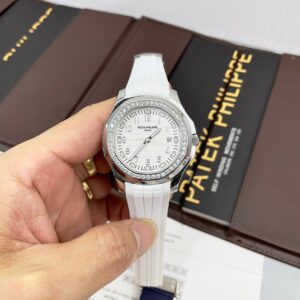 Đồng hồ nam Patek Philippe Aquanaut đính đá Fake giá rẻ 40mm (2)