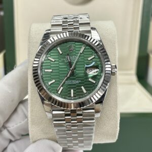 Đồng hồ Rolex DateJust mặt vân gấp màu xanh green Rep 11 EWF 41mm (2)