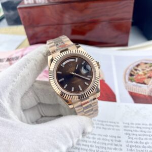 Đồng hồ Rolex Day-Date nam cọc số đính đá Baguette Fake giá rẻ 40mm