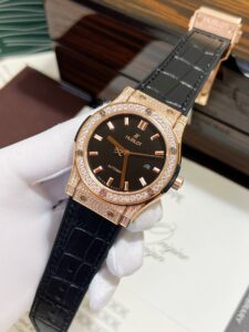 Tips for Preserving Hublot Replica Watches During the Rainy Season (1)