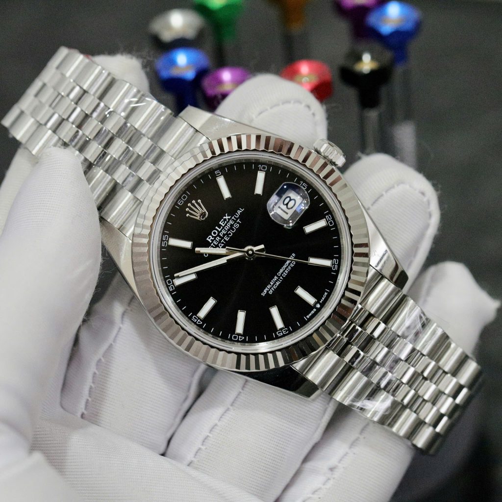 Đồng Hồ Rolex Fake Cao Cấp Thụy Sỹ Mặt Đen Cọc Dạ Quang Datejust 126334 41mm (2)