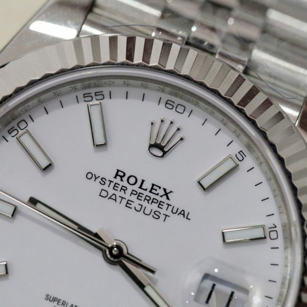 Đồng Hồ Rolex Super Fake Thụy Sỹ Mặt Trắng Dây Jubilee Datejust 126334 41mm (1)