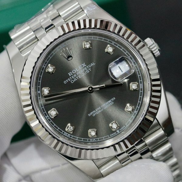 Đồng Hồ Rolex Super Fake Thụy Sỹ Mặt Xám Đính Đá Datejust 126334 41mm (1)