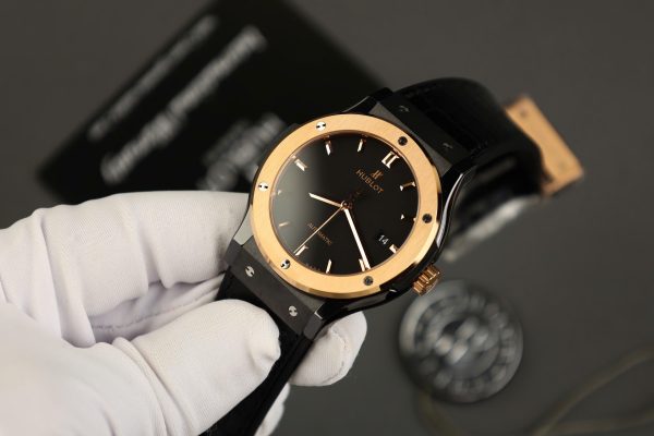 Đồng hồ Hublot Classic Fusion Ceramic King Gold chế tác máy SW300 42mm (1)