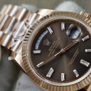 Đồng hồ Rolex Day-Date 228235 mặt số Chocolate cọc số đá nhà máy GM V3 40mm (8)