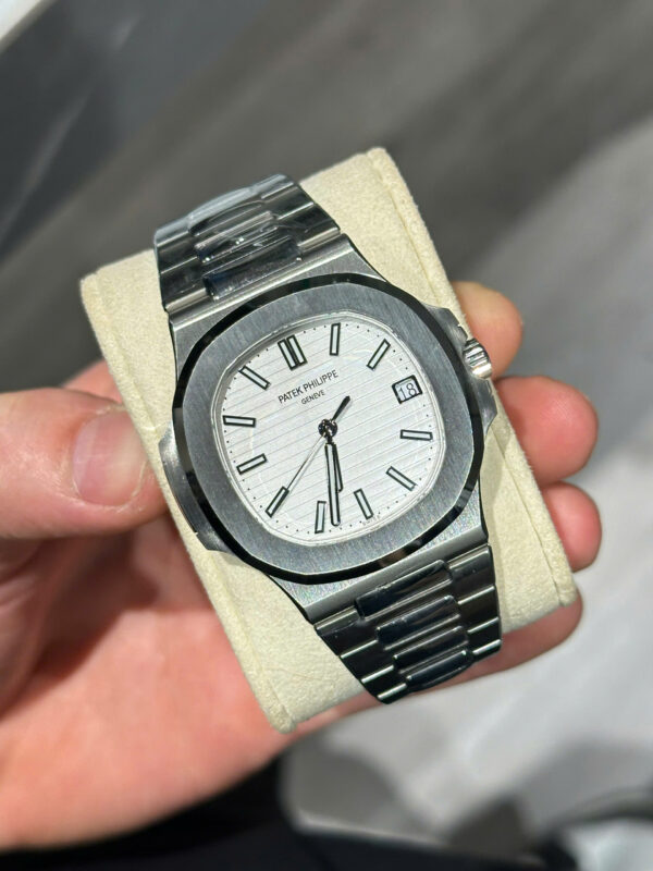 Đồng hồ Patek Philippe Nautilus 5711 Replica 11 mặt trắng nhà máy 3K 40mm (2)