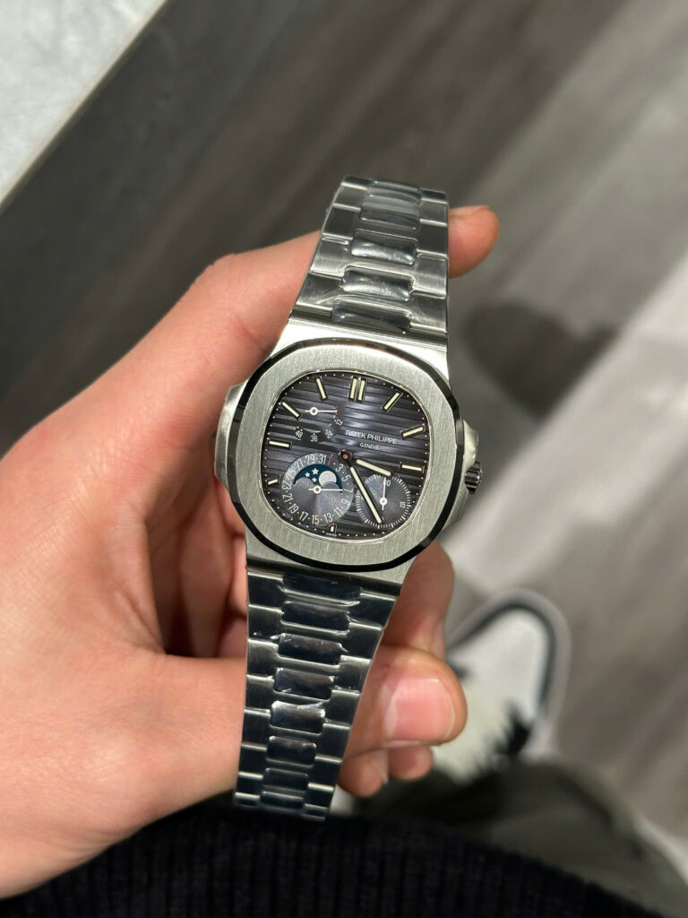 Đồng hồ Patek Philippe Nautilus 5712 Replica 11 chạy full chức năng nhà máy PPF 40mm (2)