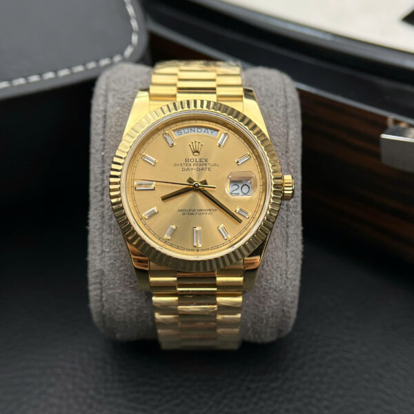 Đồng hồ Rolex Day-Date 228238 Replica 11 mặt vàng champagne trọng lượng 178 gram GM 40mm (2)