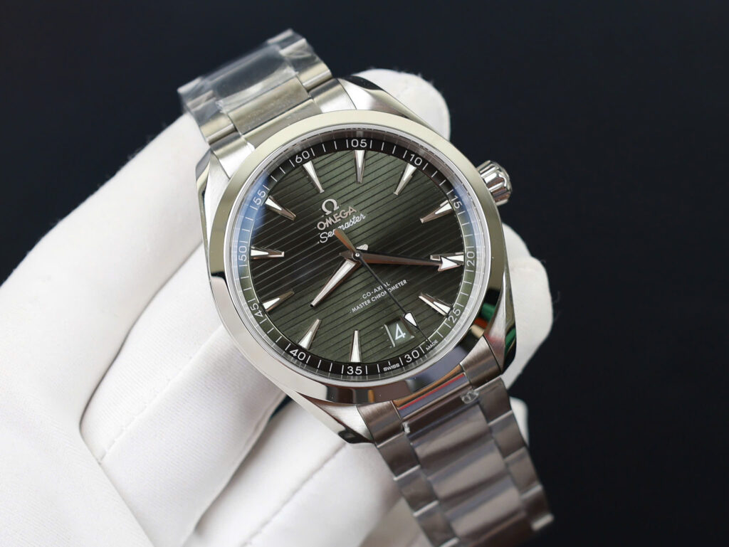 Omega Aqua Terra Replica 1 1 Mặt Xanh Lá Cây Dây Kim Loại Nhà Máy VS 41mm (3)