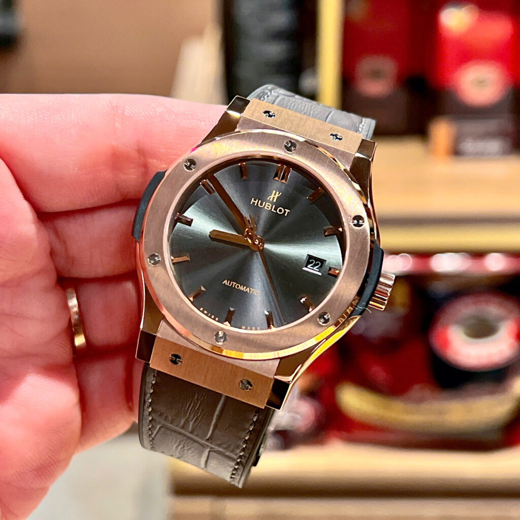 Đồng hồ Hublot Classic Fusion King Gold Replica 11 mặt xám nhà máy JJF 42mm (2)