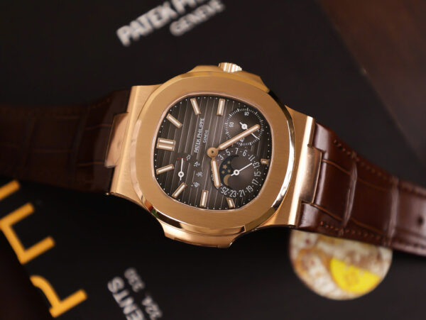 Đồng hồ Patek Philippe Replica 11 Nautilus 5712 mặt xám dây da chạy full chức năng PPF 40mm (2)