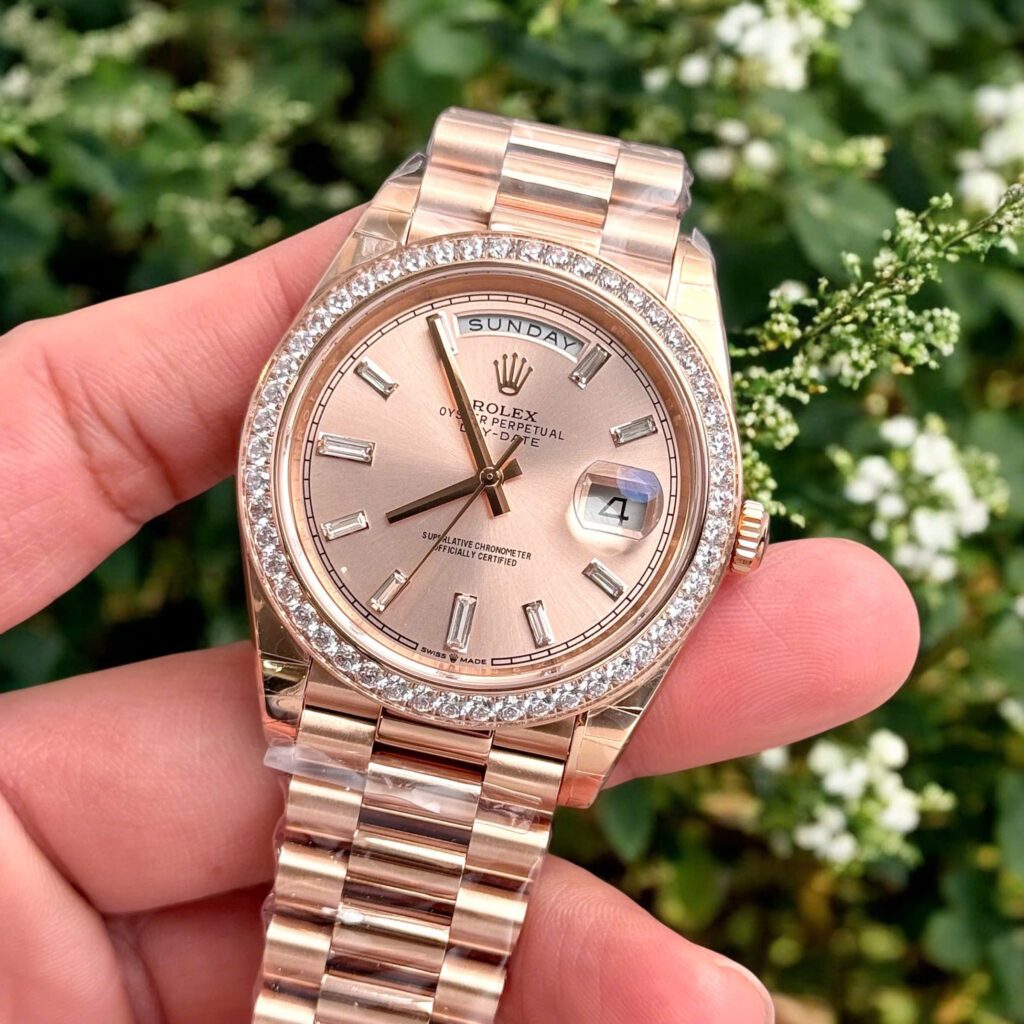 Đồng hồ Rolex Day-Date Super Fake 11 mặt số Sundust đính đá 40mm (2)