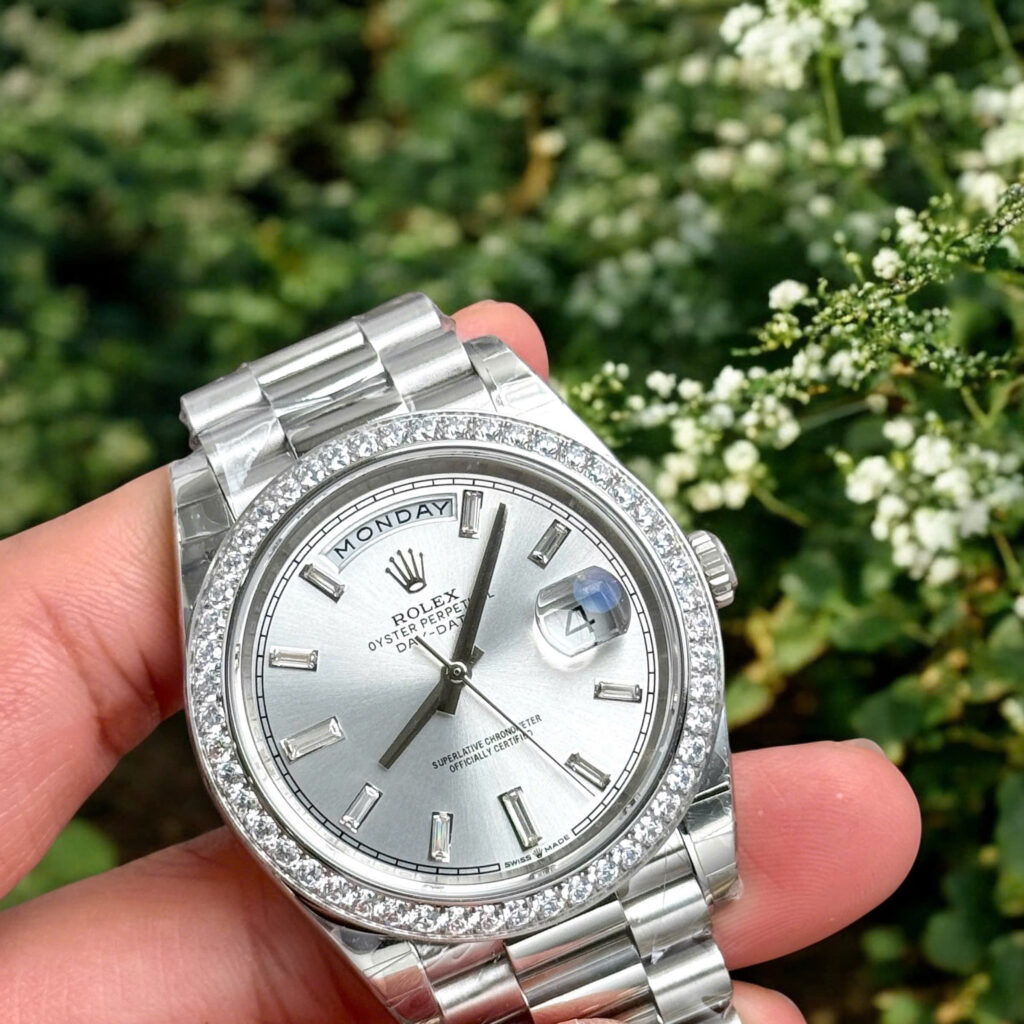 Đồng hồ Rolex Day-Date Super Fake 11 nam mặt bạc dây President 40mm (2)