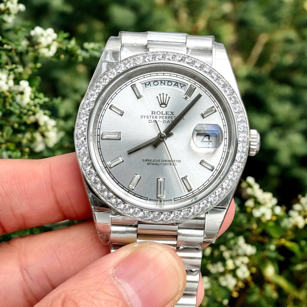 Đồng hồ Rolex Day-Date Super Fake 11 nam mặt bạc dây President 40mm (2)