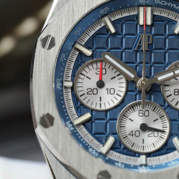 Đồng hồ Audemars Piguet Chế Tác Royal Oak Offshore 26420TI màu xanh dương 43mm (4)