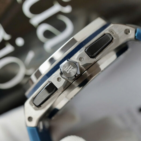 Đồng hồ Audemars Piguet Chế Tác Royal Oak Offshore 26420TI màu xanh dương 43mm (4)