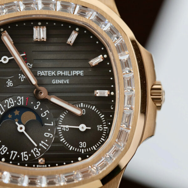 Đồng hồ Patek Philippe Nautilus 5724 Chế Tác mạ vàng hồng mặt xám xưởng PPF 40mm (2)