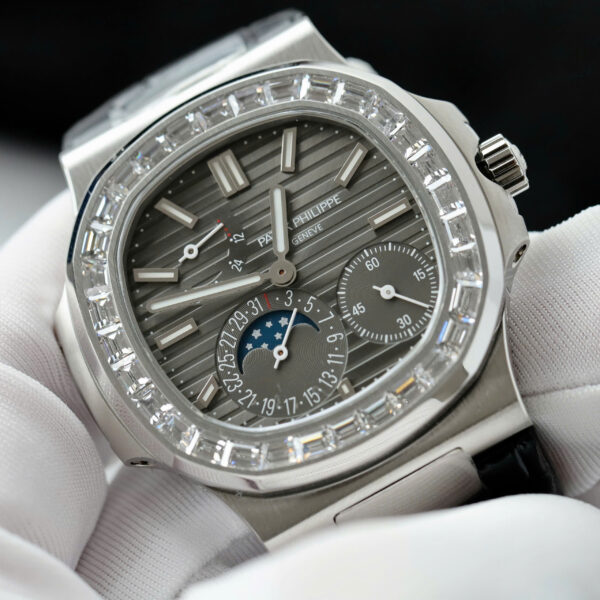 Đồng hồ Patek Philippe Nautilus 5724 Replica 11 mặt xám dây da xưởng PPF 40mm (2)