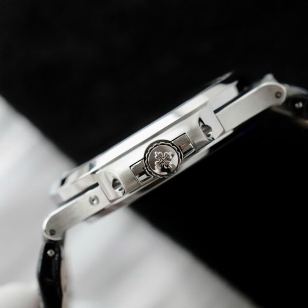Đồng hồ Patek Philippe Replica 11 Nautilus 5724 đính đá baguette xưởng PPF 40mm (2)