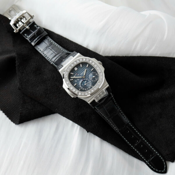 Đồng hồ Patek Philippe Replica 11 Nautilus 5724 đính đá baguette xưởng PPF 40mm (2)