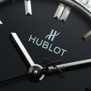 Đồng hồ nam Hublot Classic Fusion Rep 11 mặt đen vỏ đính full kim cương moissanite 42mm (2)
