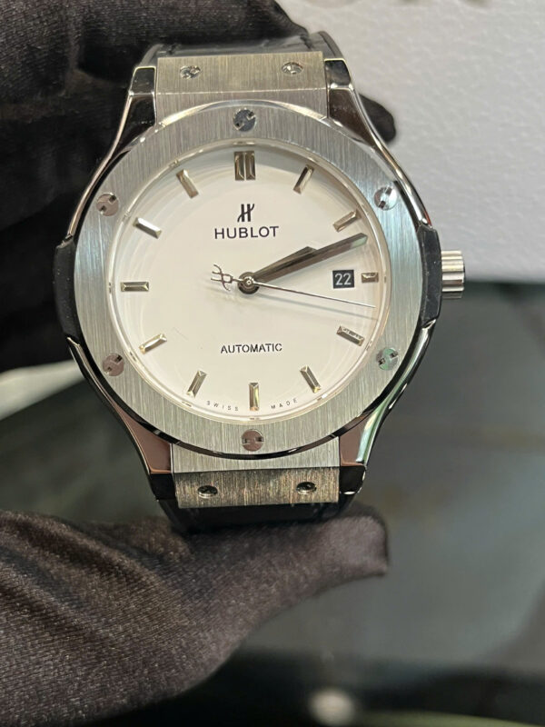 Đồng Hồ Hublot Classic Fusion ZF trắng nam máy cơ nhật fake cao cấp 40mm