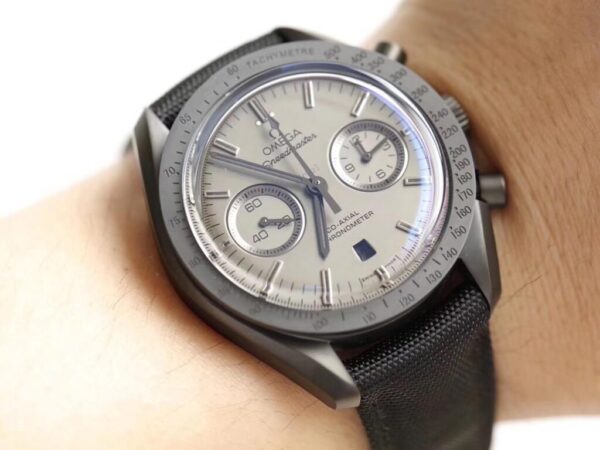 Đồng Hồ Omega Speedmaster Chronograph Chế Tác Vỏ Gốm Đen Cao Cấp Nhất 44mm