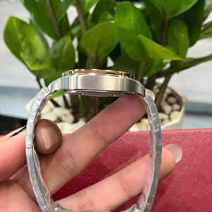 Đồng hồ Cartier Santos nữ dây kim loại demi vàng fake cao cấp 35mm