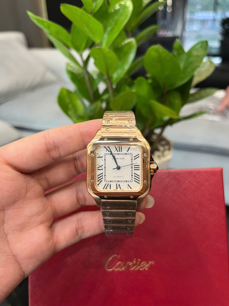Đồng hồ Cartier Santos nữ dây kim loại vàng hồng rep cao cấp 35mm