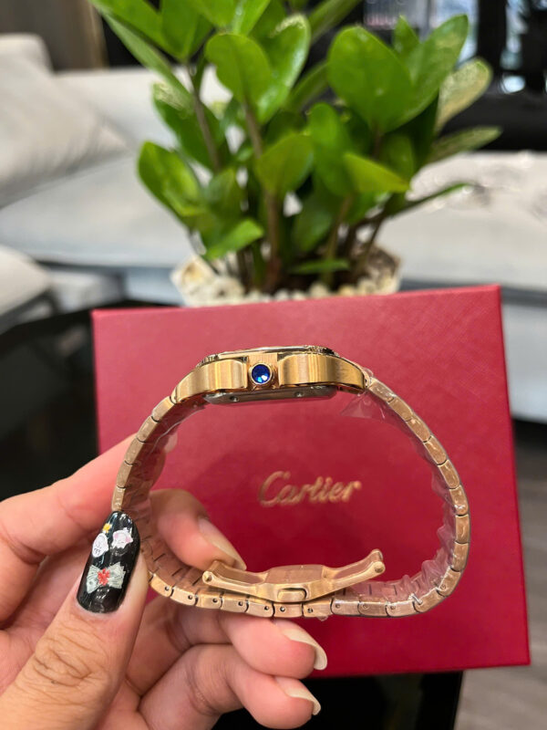 Đồng hồ Cartier Santos nữ dây kim loại vàng hồng rep cao cấp 35mm