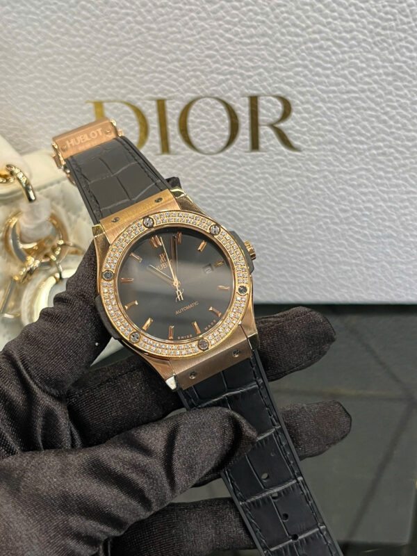 Đồng hồ Hublot Classic Fusion nam king gold đính đá Fake giá rẻ 42mm