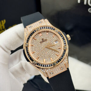 Đồng hồ Hublot Classic Fusion nữ dây cao su đen đính full đá fake cao cấp 34mm (1)