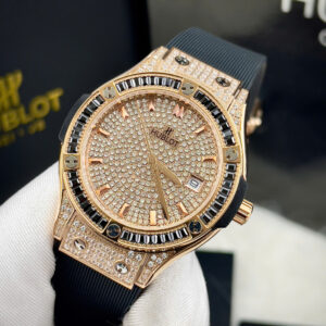 Đồng hồ Hublot Classic Fusion nữ dây cao su đen đính full đá fake cao cấp 34mm (1)