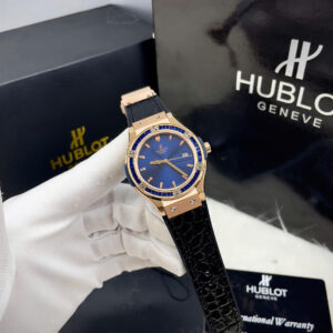 Đồng hồ Hublot Classic Fusion nữ king gold đính đá baguette xanh fake 11 34mm
