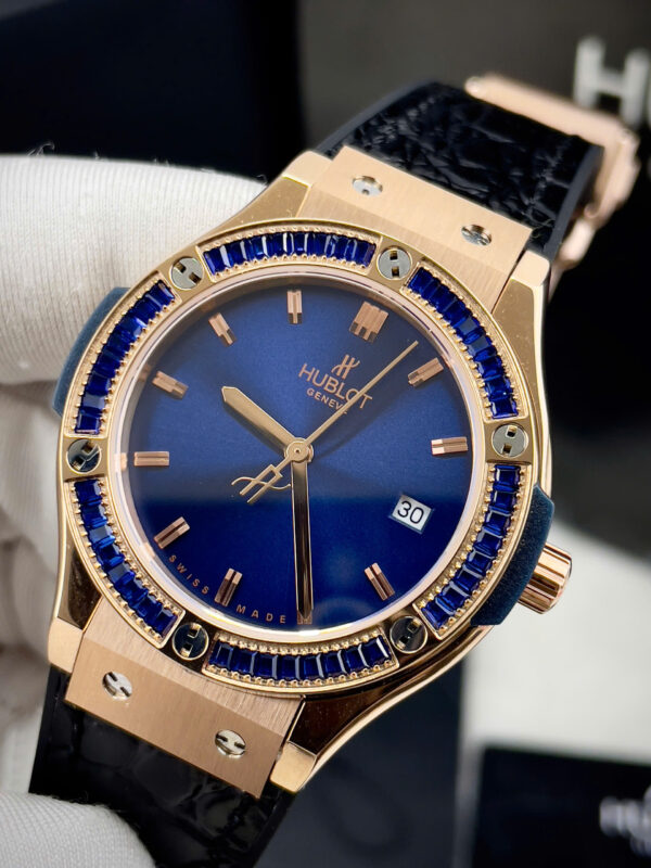 Đồng hồ Hublot Classic Fusion nữ king gold đính đá baguette xanh fake 11 34mm