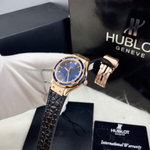 Đồng hồ Hublot Classic Fusion nữ king gold đính đá baguette xanh fake 11 34mm