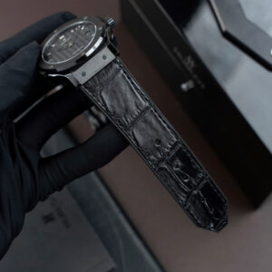 Đồng hồ Hublot Rep 11 Classic Fusion Ceramic gốm đen mặt số carbon xưởng JJZ 42mm (8)