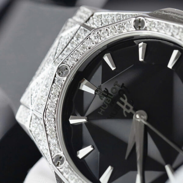 Đồng hồ Hublot chế tác đính full kim cương Moissanite Orlinski Titanium HBF 40mm (9)