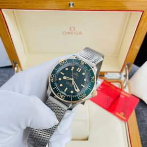 Đồng hồ Omega Seamaster Diver 300M Replica 11 mặt xanh nhà máy VS 42mm (2)