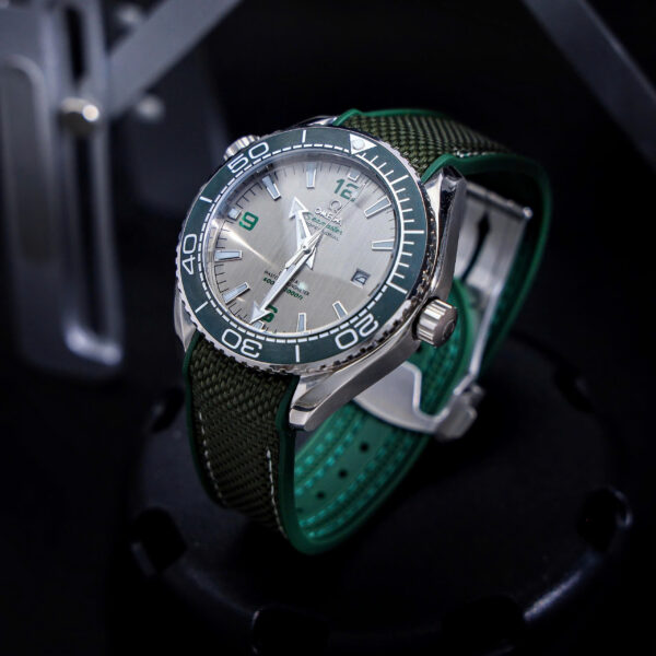 Đồng hồ Omega Seamaster nam xanh green máy nhật giá rẻ fake cao cấp 42mm