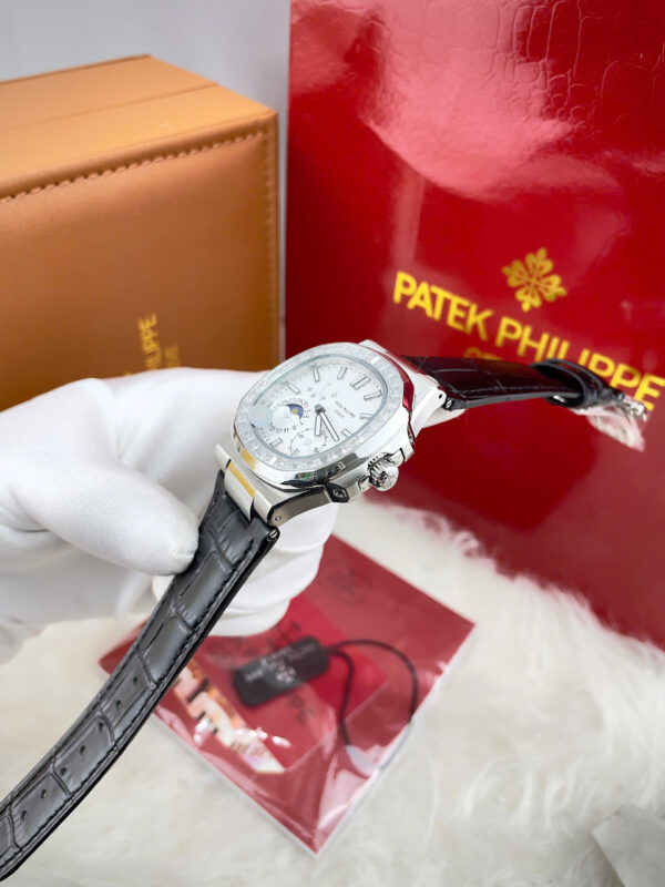 Đồng hồ Patek Phillippe 5722 nam dây da đính đá niềng fake cao cấp 40mm