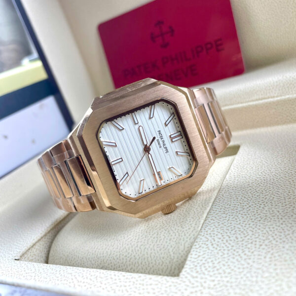 Đồng hồ Patek philippe 5821 KingGold mặt trắng máy cơ nhật giá rẻ Fake 11 45mm