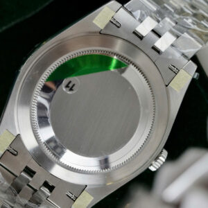 Đồng hồ Rolex DateJust 126300 mặt xanh lá cây viền trơn xưởng VS 41mm (2)