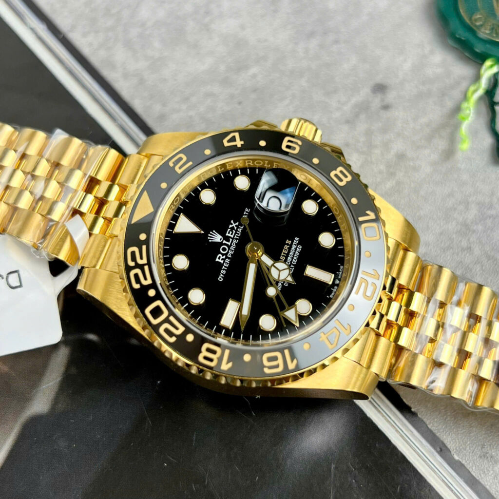 Đồng hồ Rolex GMT-Master II 126718GRNR Replica 11 nhà máy Clean 40mm (2)